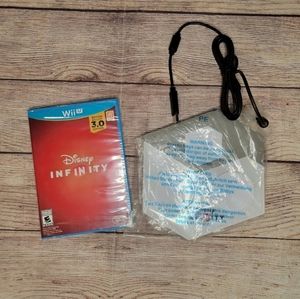 Nintendo Disney Infinity wii U game and gaming pad
